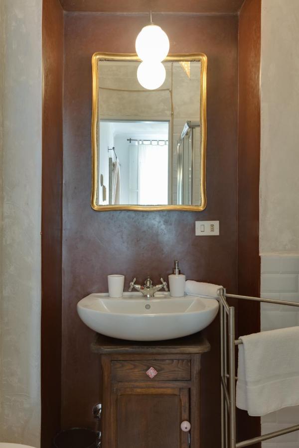 Bed and Breakfast Le Stanze Di Sara Турин Экстерьер фото
